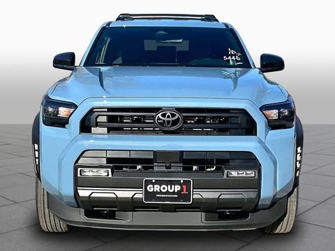 New 2026 Toyota 4Runner SR5 AWD/4WD image 3