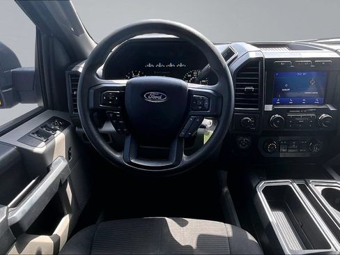 Used 2020 Ford F150 XL w/ Equipment Group 101A Mid AWD/4WD image 5