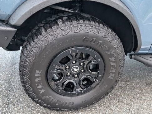 Certified 2024 Ford Bronco Wildtrak AWD/4WD image 3