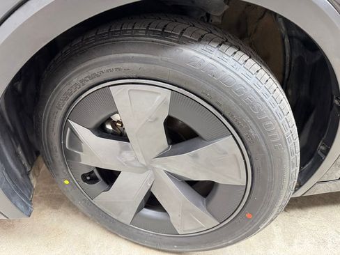 Used 2024 Toyota Prius LE image 28