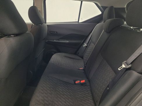 Used 2021 Nissan Kicks S FWD image 18
