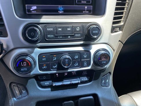 Used 2019 GMC Yukon SLT image 16