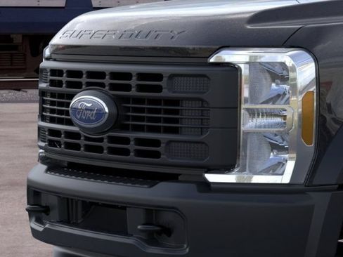 New 2026 Ford F450 XL RWD image 17