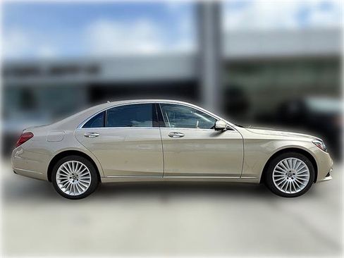 Used 2020 Mercedes-Benz S 560 Sedan image 8