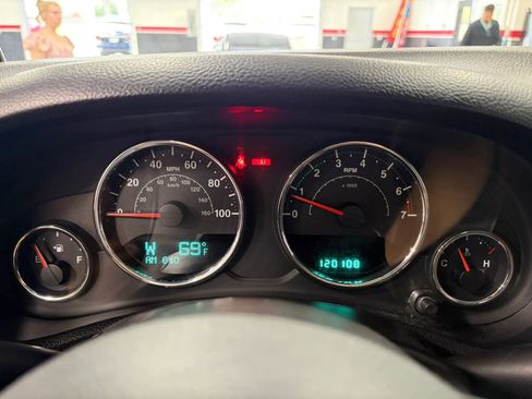 Used 2012 Jeep Wrangler Sport image 28