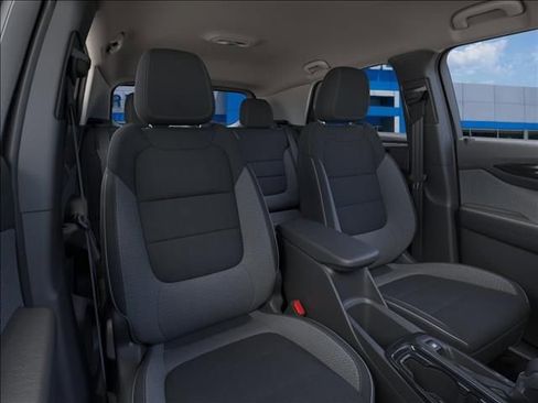 New 2026 Chevrolet TrailBlazer LT AWD/4WD image 16