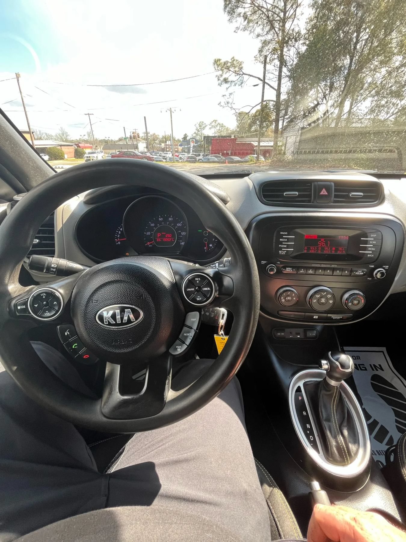 Used 2015 Kia Soul + FWD image 4