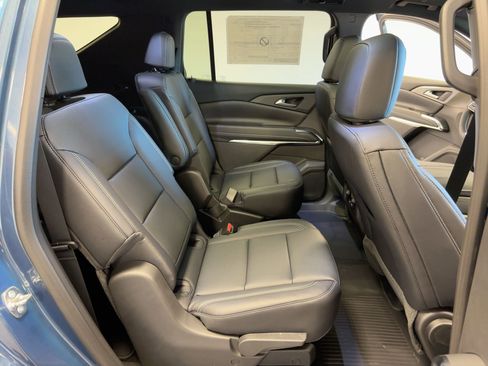 New 2026 Chevrolet Traverse LT w/ Sun and Wheel Package image 30