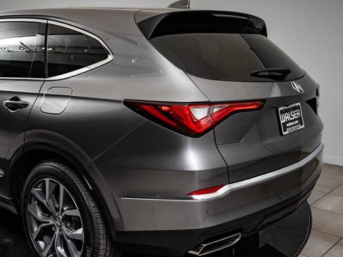 Certified 2024 Acura MDX SH-AWD w/ Technology Package image 19