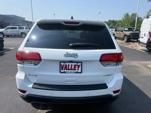 Used 2022 Jeep Grand Cherokee Laredo E AWD/4WD image 5