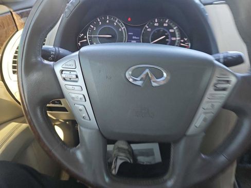 Used 2017 INFINITI QX80 4WD w/ Driver Assistance Package image 15
