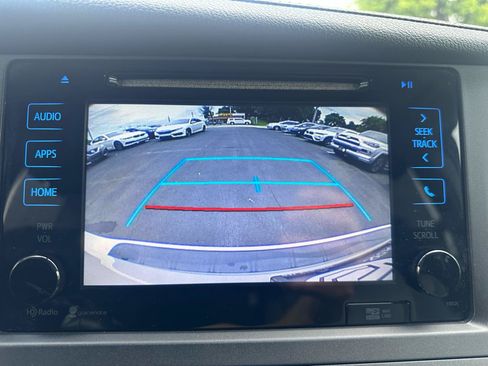 Used 2015 Toyota Sienna XLE w/ XLE Navigation Package FWD image 36