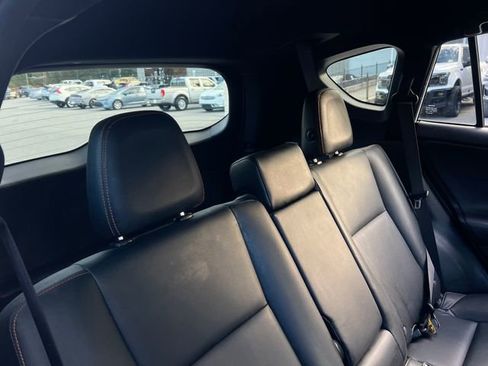 Used 2016 Toyota RAV4 SE image 28