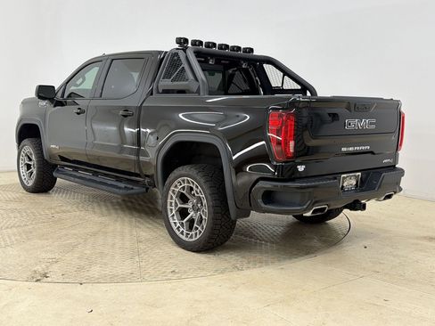 Used 2024 GMC Sierra 1500 AT4 w/ Technology Package AWD/4WD image 3