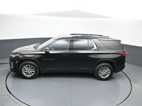 Used 2023 Chevrolet Traverse LT FWD image 42