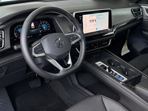 New 2026 Volkswagen Atlas Cross Sport SE image 12