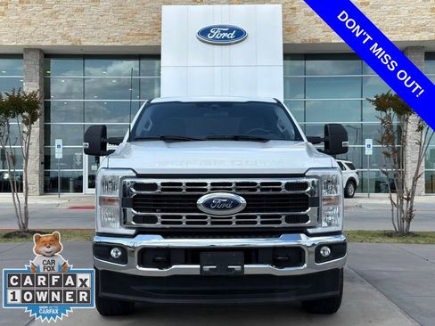 Used 2024 Ford F250 XLT w/ FX4 Off-Road Package AWD/4WD image 2
