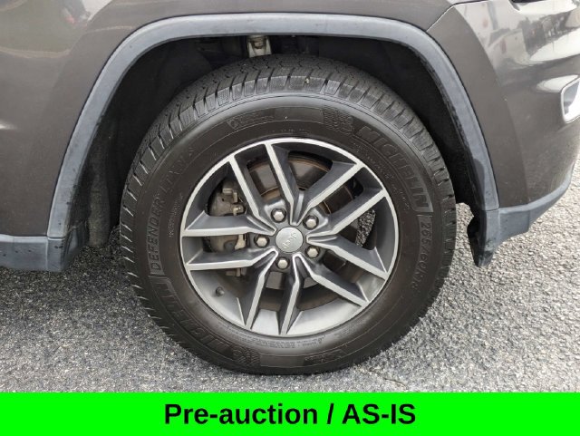 Used 2017 Jeep Grand Cherokee Limited w/ Luxury Group II RWD image 12