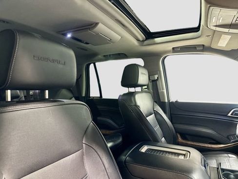 Used 2020 GMC Yukon Denali w/ Open Road Package AWD/4WD image 33