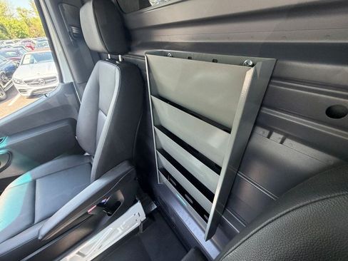 Used 2023 Mercedes-Benz Sprinter 2500 w/ Acoustic Package image 24