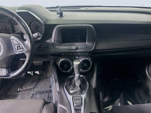 Used 2019 Chevrolet Camaro LT image 16