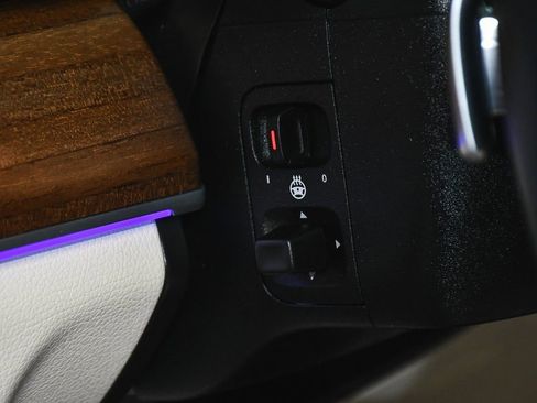 Used 2024 Mercedes-Benz GLE 350 4MATIC image 21