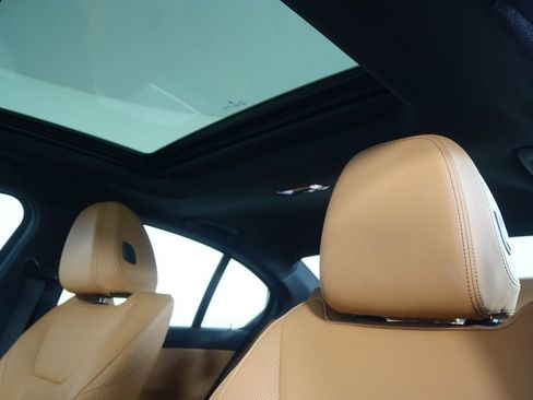 Certified 2025 BMW 330i Sedan image 12