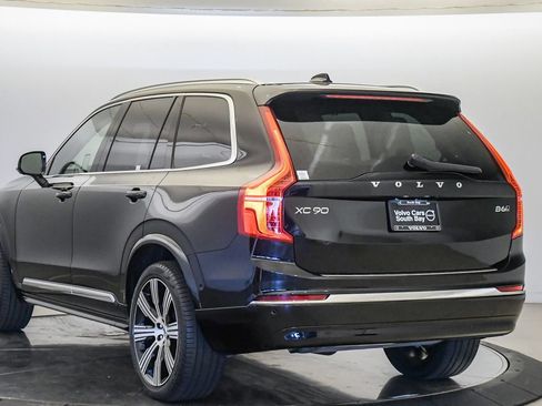 Certified 2023 Volvo XC90 B6 Ultimate w/ Protection Package Premier AWD/4WD image 2