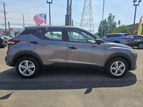 Used 2024 Nissan Kicks S FWD image 4