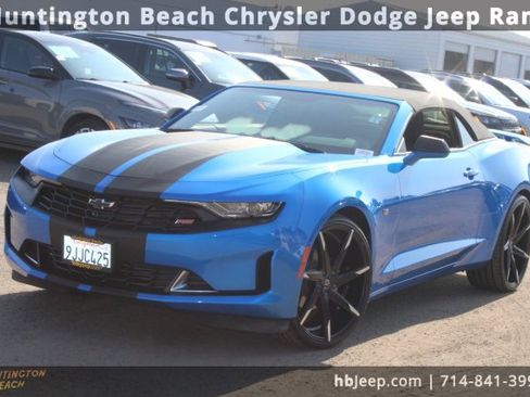 Used 2024 Chevrolet Camaro LT w/ RS Package image 9
