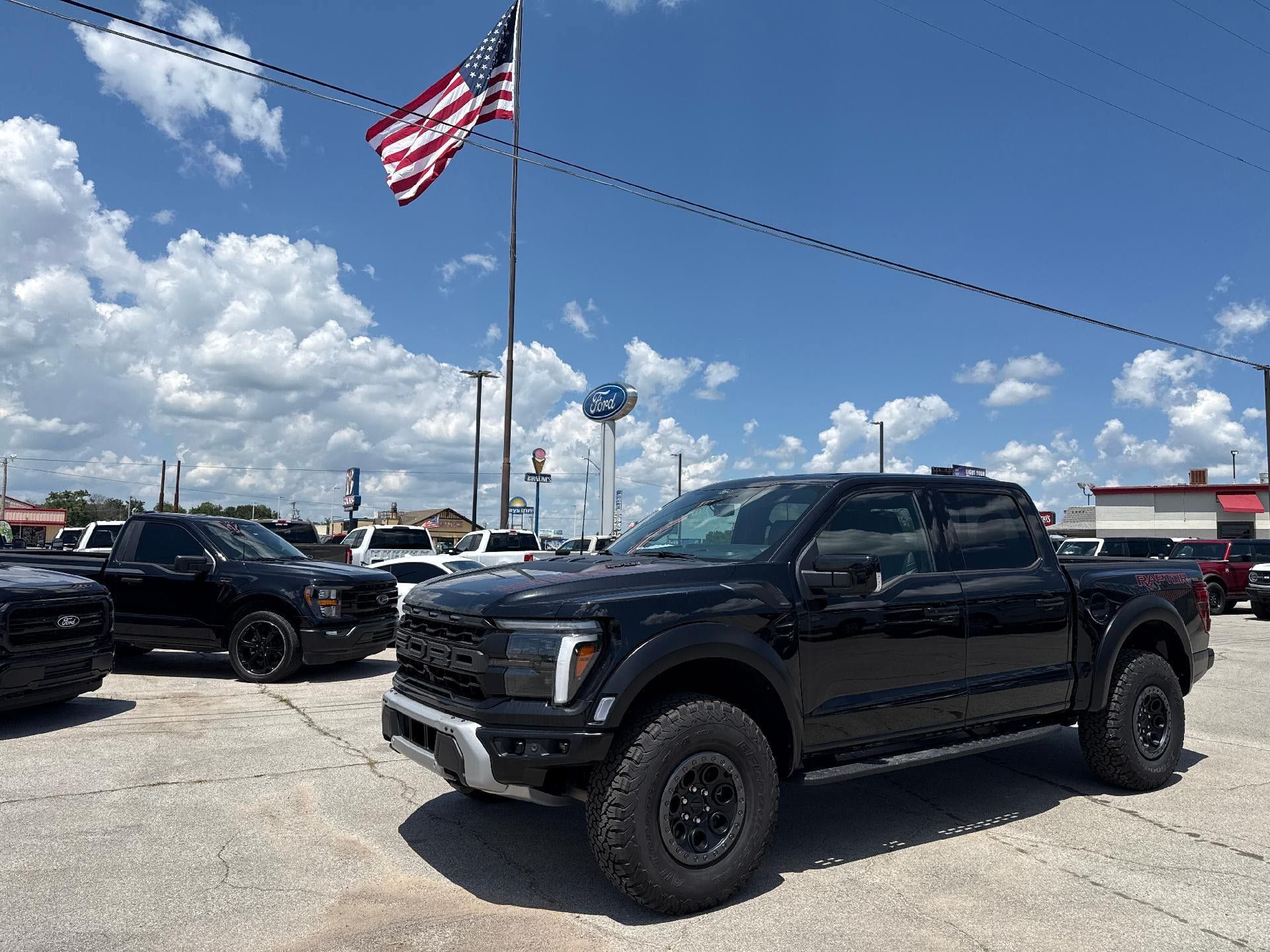 New 2025 Ford F150 Raptor AWD/4WD image 6