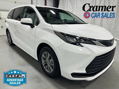 Used 2025 Toyota Sienna LE