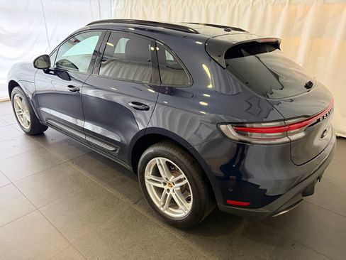 Certified 2023 Porsche Macan AWD/4WD image 3