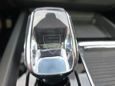 New 2026 Volvo XC60 B5 Ultra w/ Climate Package image 34