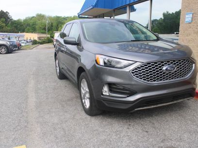 Used 2023 Ford Edge SEL w/ Convenience Package
