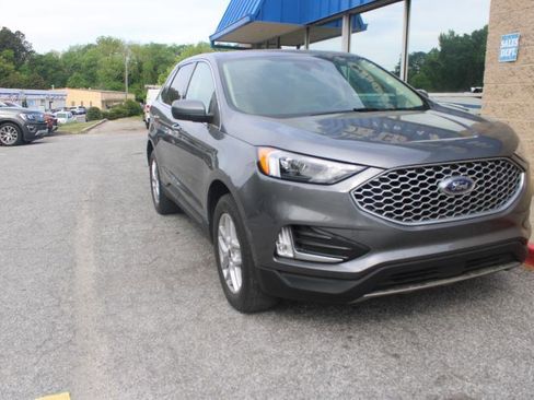 Used 2023 Ford Edge SEL w/ Convenience Package AWD/4WD image 1