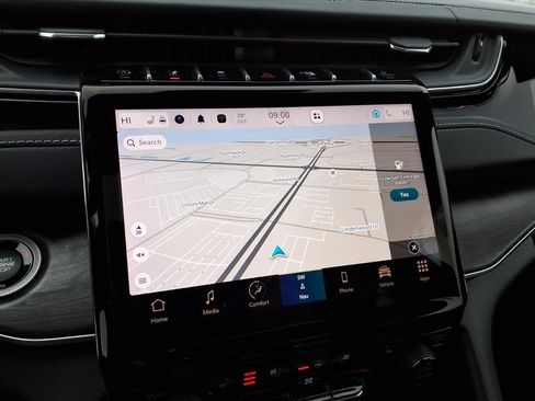 Certified 2023 Jeep Grand Cherokee L Overland image 19