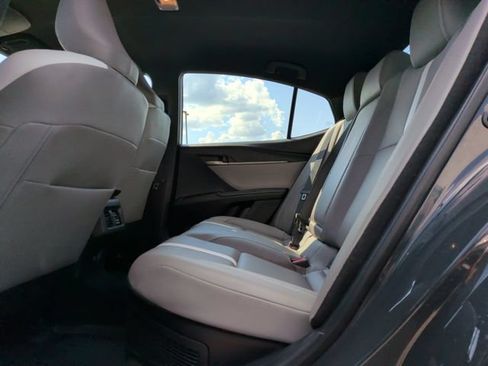 Used 2025 Toyota Camry SE FWD image 23