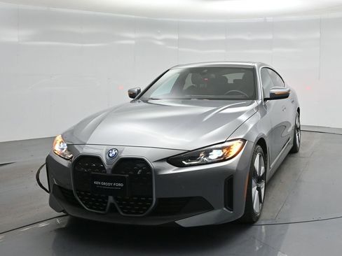 Used 2023 BMW i4 eDrive40 RWD image 57