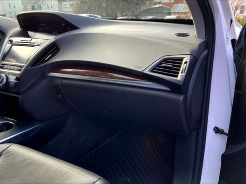 Used 2020 Acura MDX SH-AWD image 15