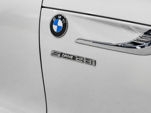 Used 2016 BMW Z4 sDrive28i w/ Technology Package RWD image 47