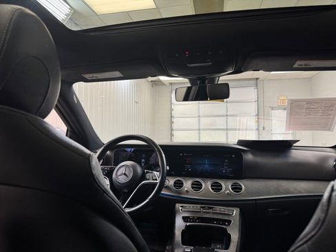 Used 2021 Mercedes-Benz E 350 E 350 image 22