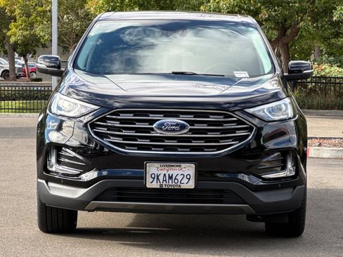 Used 2022 Ford Edge Titanium AWD/4WD image 9