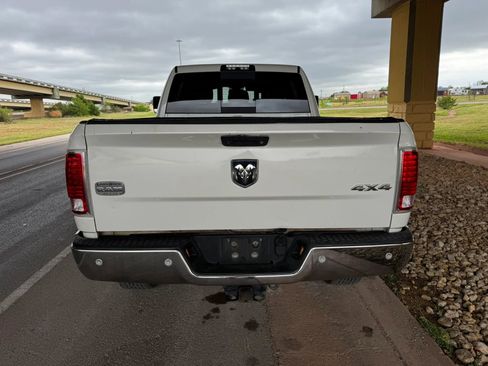 Used 2018 RAM 2500 Longhorn image 4