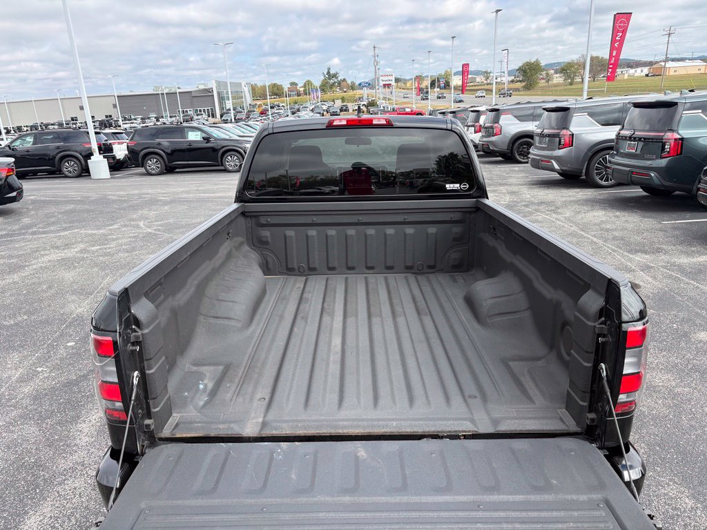 Used 2025 Nissan Frontier SV AWD/4WD image 9