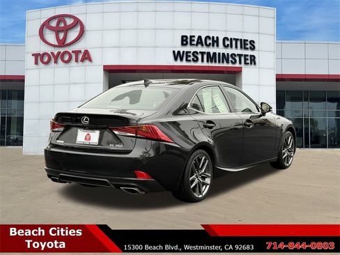 Used 2018 Lexus IS 350 image 12