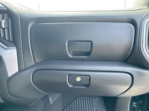 Used 2021 GMC Sierra 1500 SLE RWD image 34