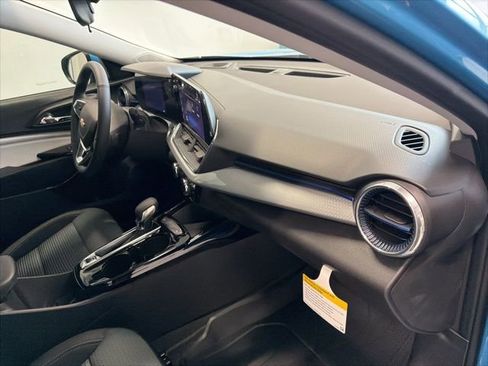 New 2026 Chevrolet Trax LT w/ Driver Confidence Package FWD image 19