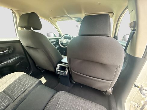 Certified 2024 Honda HR-V LX image 28