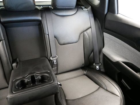 Certified 2025 Jeep Compass Latitude image 22